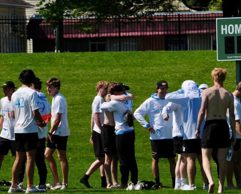 A Picture of the Tennessee Ultimate Frisbee Team